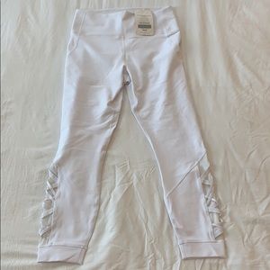 Fabletics Lattice 7/8 White Leggings